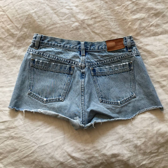 Vintage Tommy Hilfiger Cutoff Denim Shorts - Picture 6 of 15
